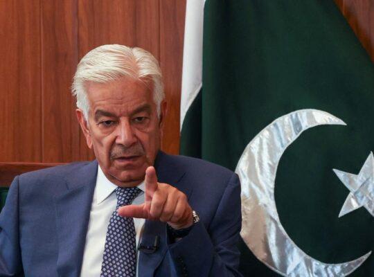 Pakistani Defence Minister Slams Indian Air Chief’s “Comical” Claims