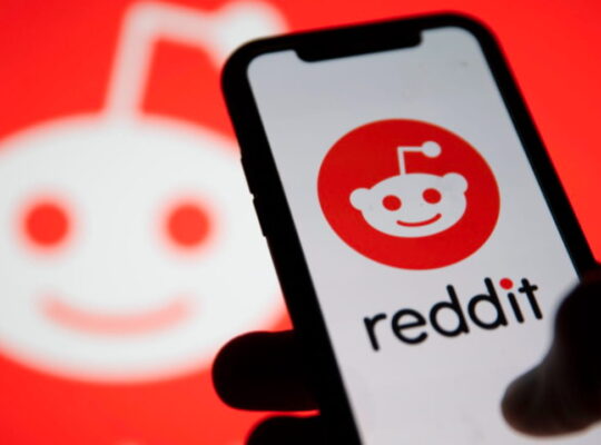 Reddit Q2 Earnings Boom: AI Tools and Ad Innovation Power Growth