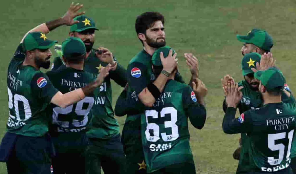 Pakistan Beat Bangladesh to Seal Spot in High-Stakes Asia Cup Final