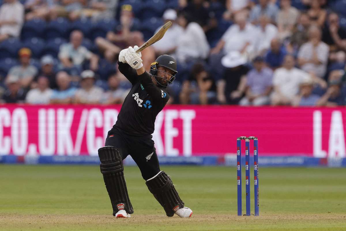 Devon Conway Steers New Zealand to Victory Over South Africa